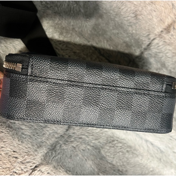 ‼️SOLD‼️Limited Edition Alpha Graphite UNISEX Bumbag💙🖤💙 - Picture 6 of 16